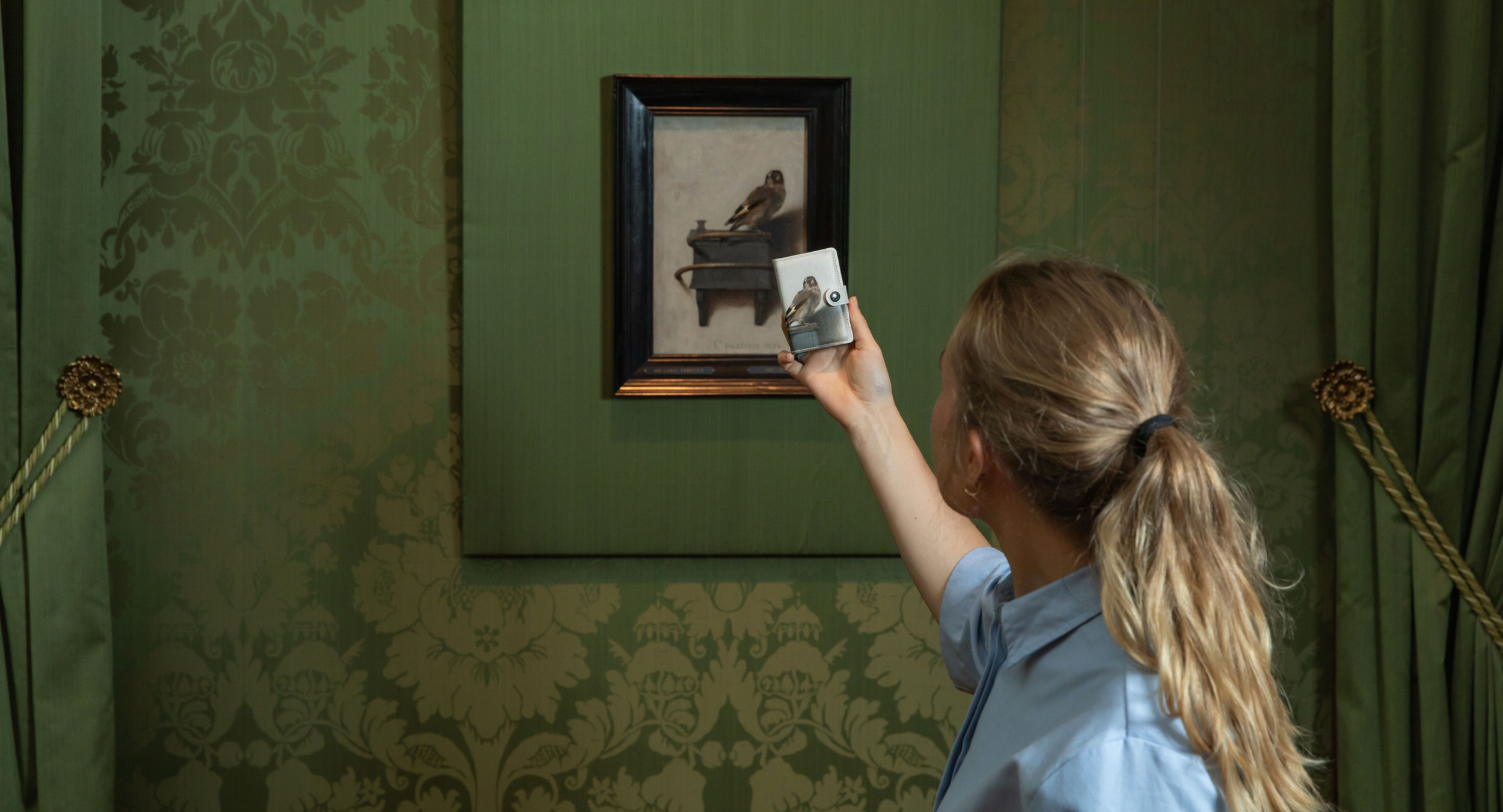secrid art collection goldfinch